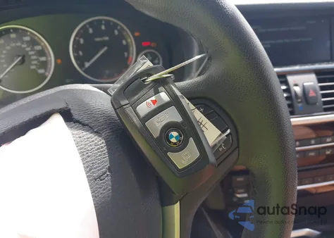 2015 BMW X3 xDrive28I z USA, uszkodzony, nr VIN 5UXWX9C52F0D59278